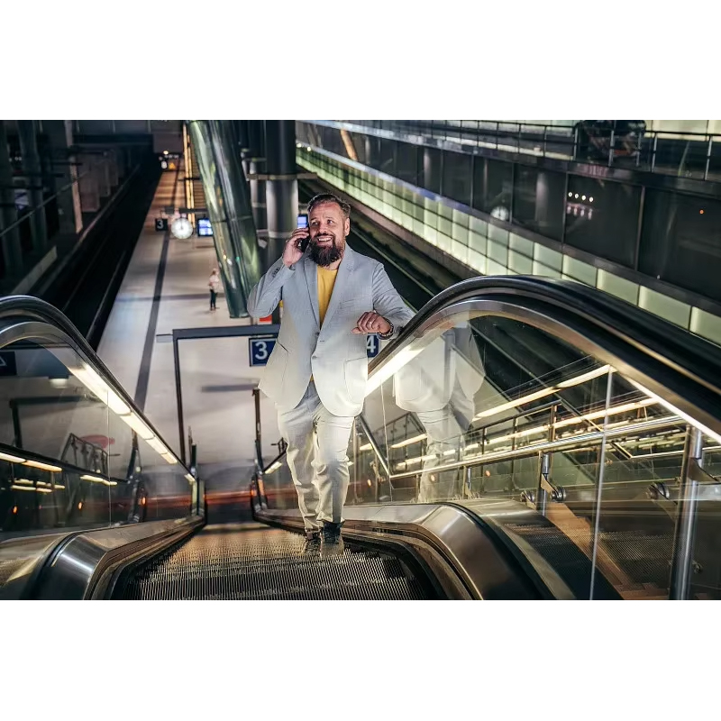 VTES107 30 Céim Rialú Vvvf Escalator Tráchtála Laistigh Eacnamaíoch le Barántas 1 Bliana Dearadh Nua-Aimseartha d'Fhoirgnimh Oifige